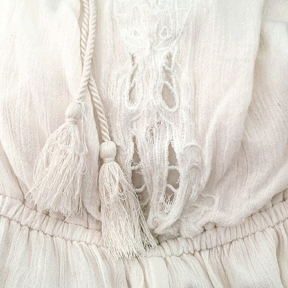 Free People White Romance Cold Shoulder Romper Size XS - Picture 7 of 8